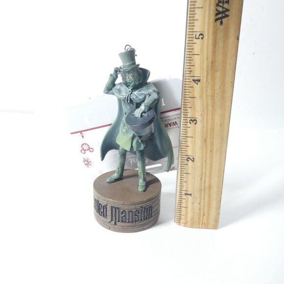 The Hatbox Ghost Haunted Mansion Light Up Ornament AS IS Disney Sketchbook - Picture 5 of 12